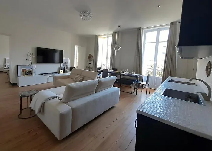 Lejlighed Sublime Centre, Parc Et Parking