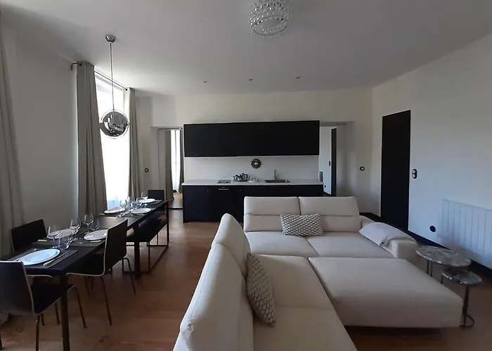 Lejlighed Sublime Centre, Parc Et Parking *